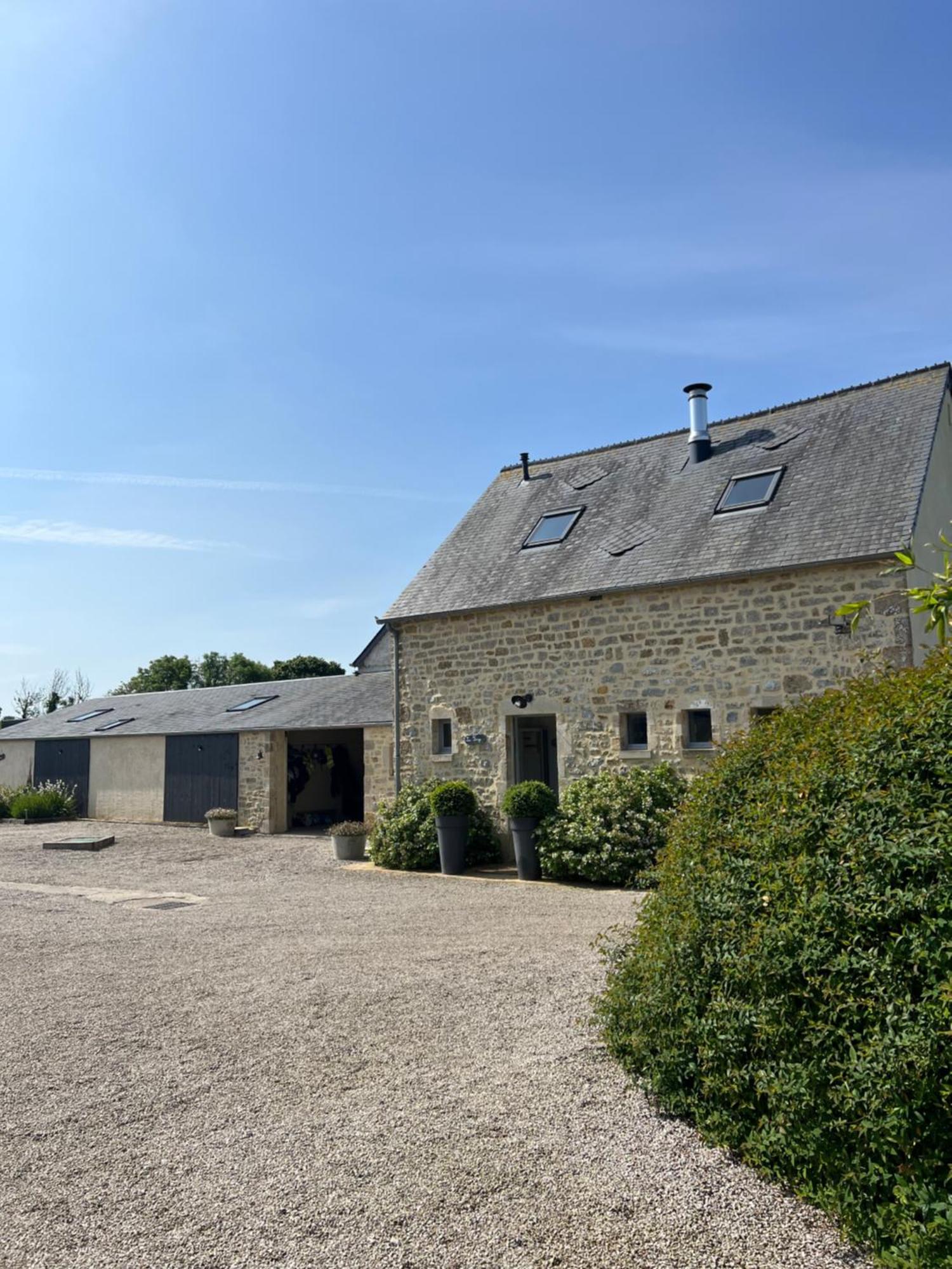 La Forge, Gite Familial,A Sainte Mere Eglise Villa ภายนอก รูปภาพ